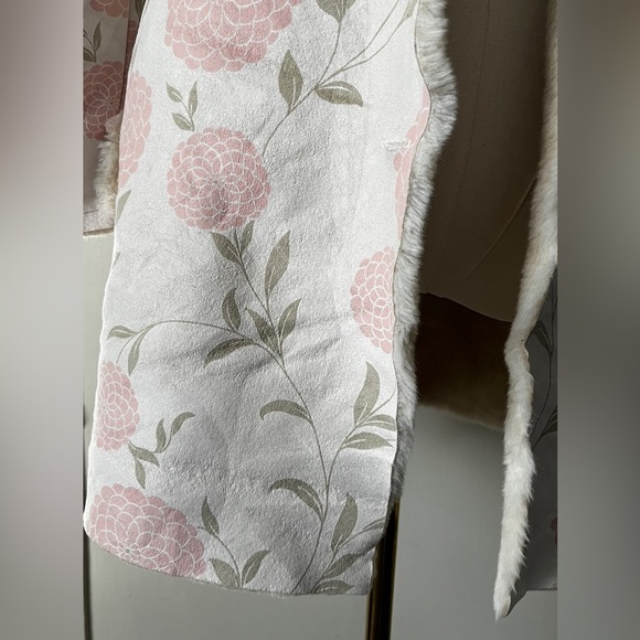 Laura Ashley Made In France Vegan Suede FauxFur Lined Cream and Pink Floral Coat - Picture 11 of 14
